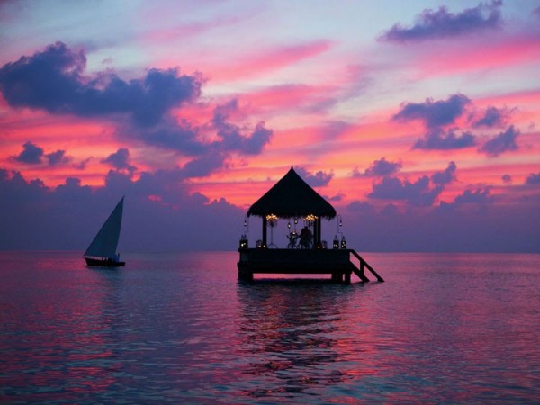 Dans ce bungalow flottant aux Maldives