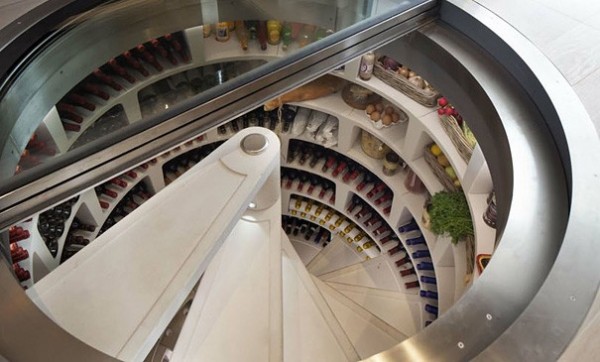 L'escalier cave à vins